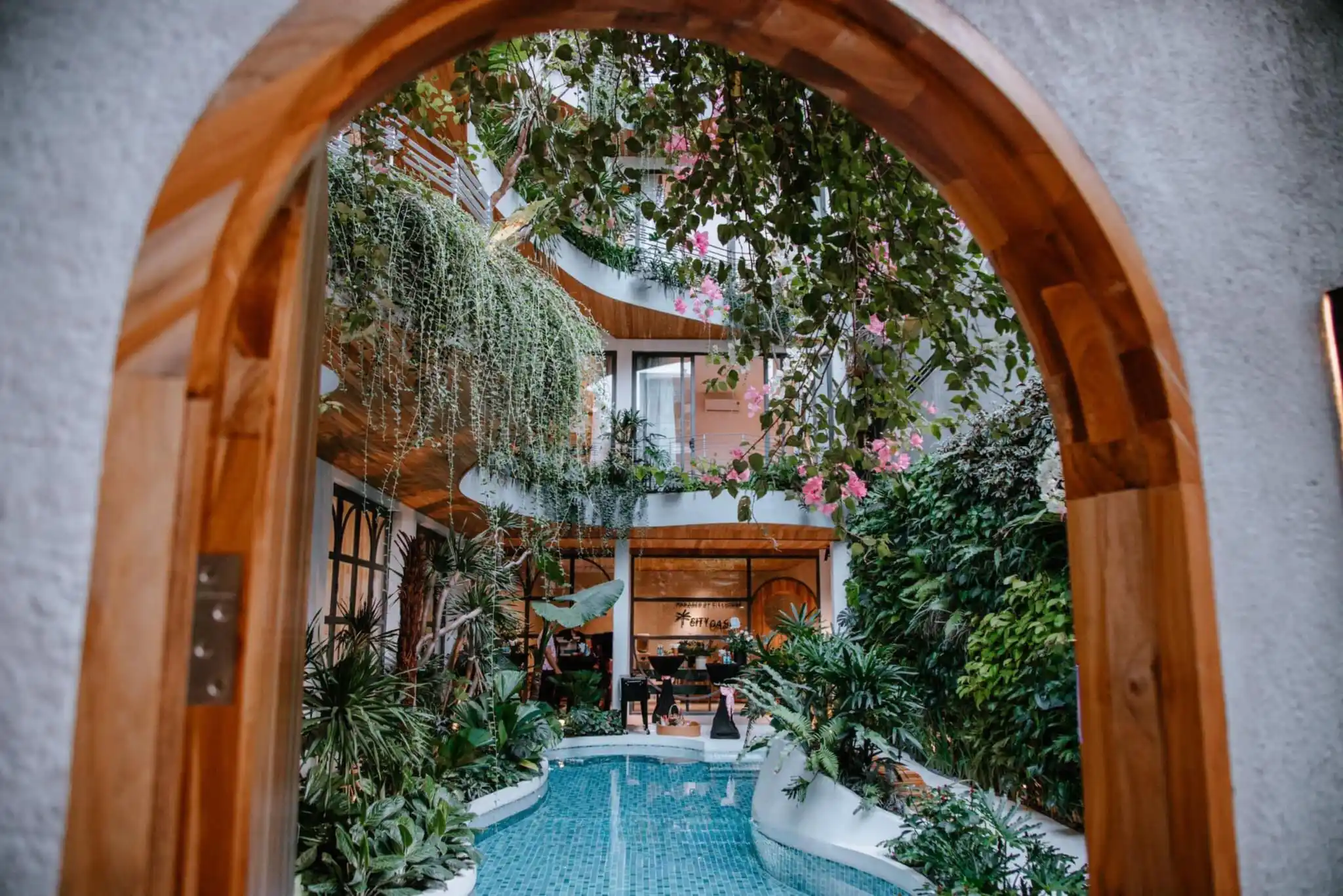 CityHouse - City Oasis